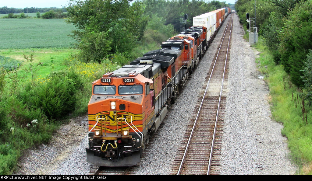 BNSF 5221